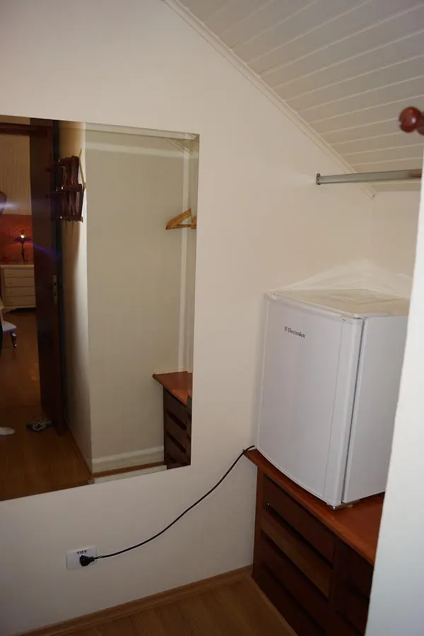 Pousada Chateau Colinas Campos do Jordao 4*,